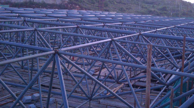 武夷山概述网架加工中对钢材的质量的过细恳求
